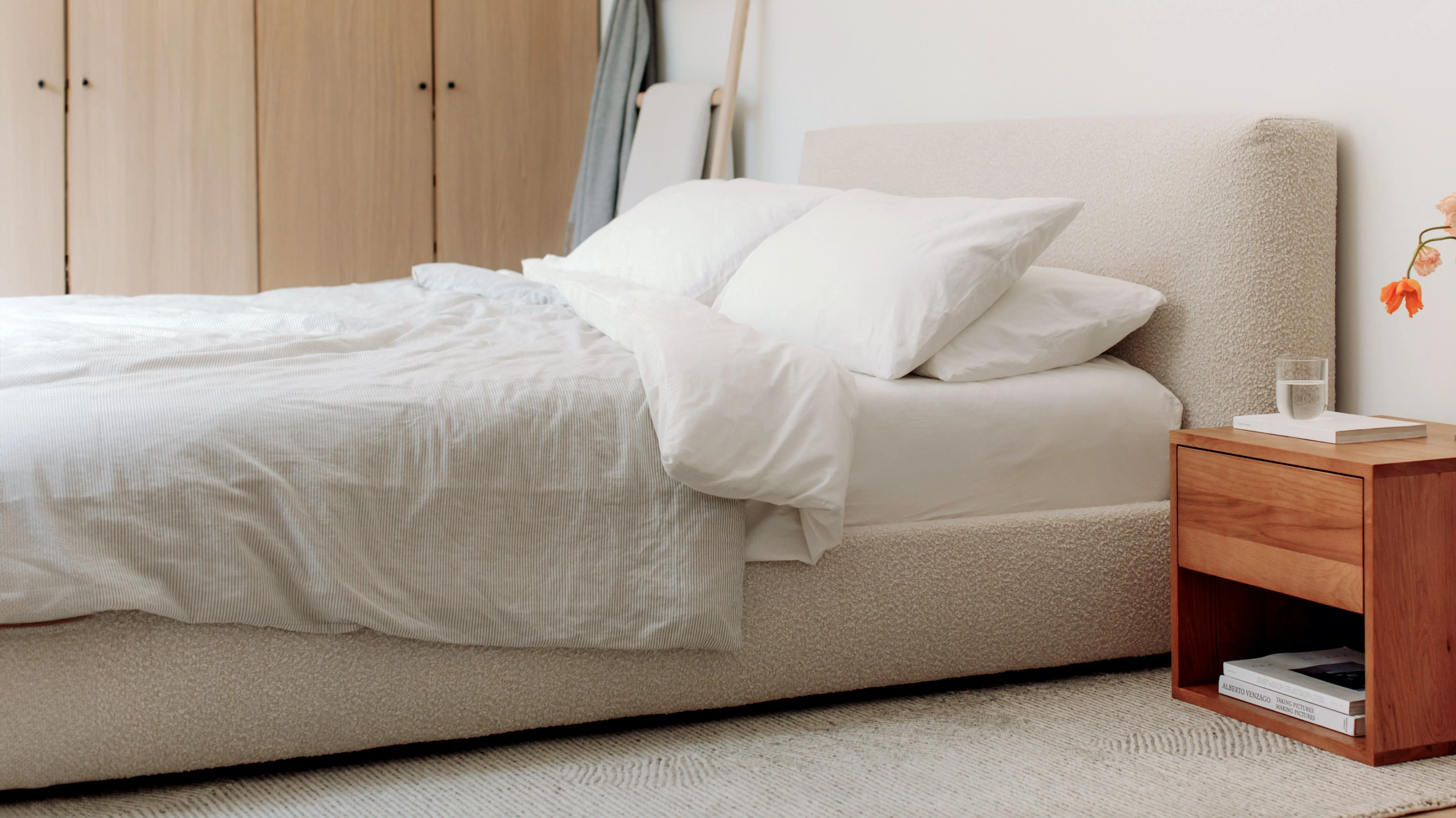 Dream Storage Bed, Full, Cream Boucle - Image 3