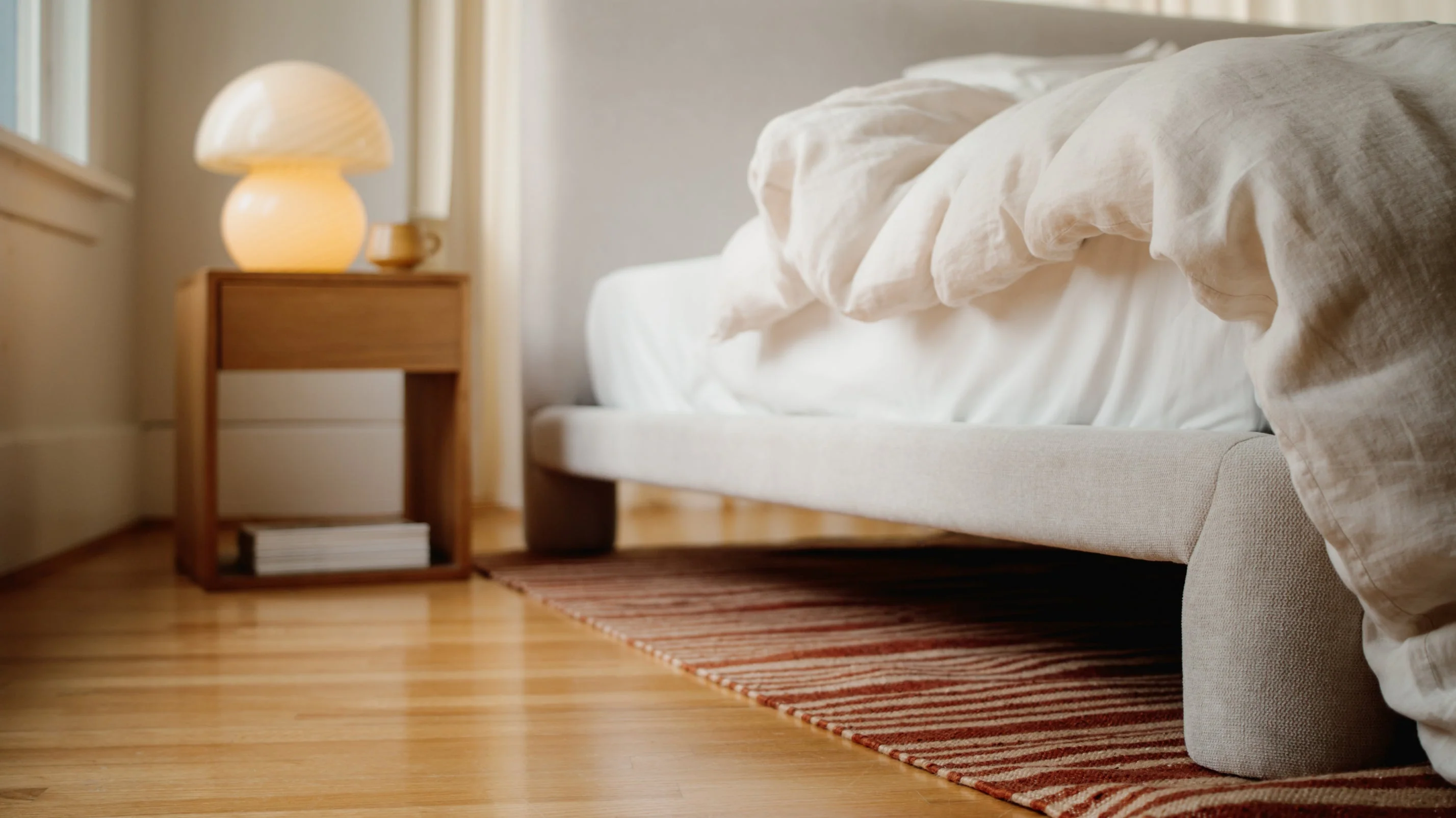 Lunar Bed, King, Latte - Image 11