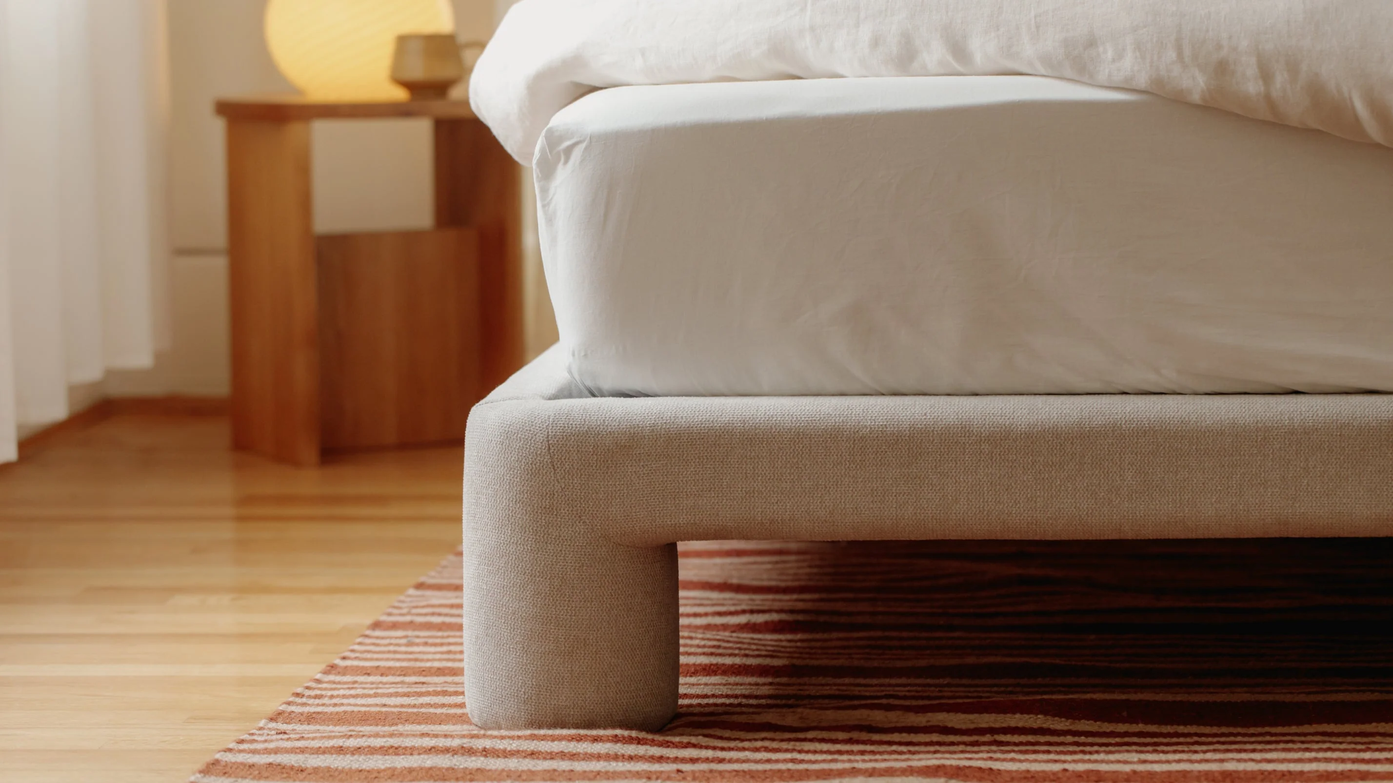 Lunar Bed, King, Latte - Image 4