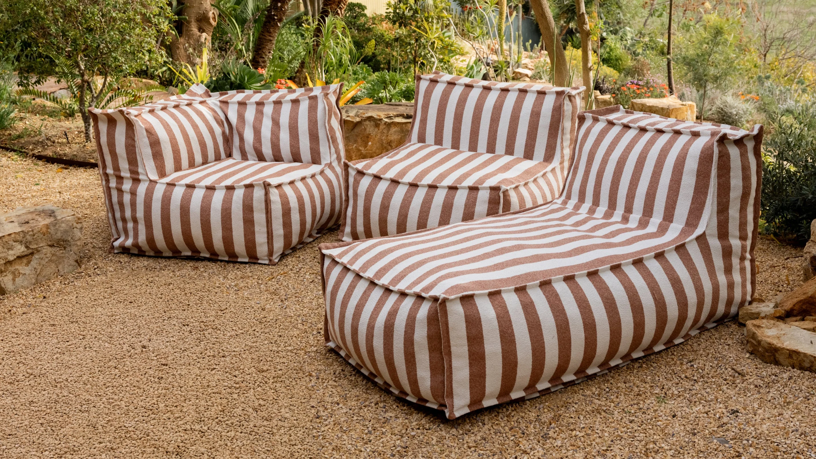 Make Waves Outdoor Chaise, Tuscan Stripe - Image 9