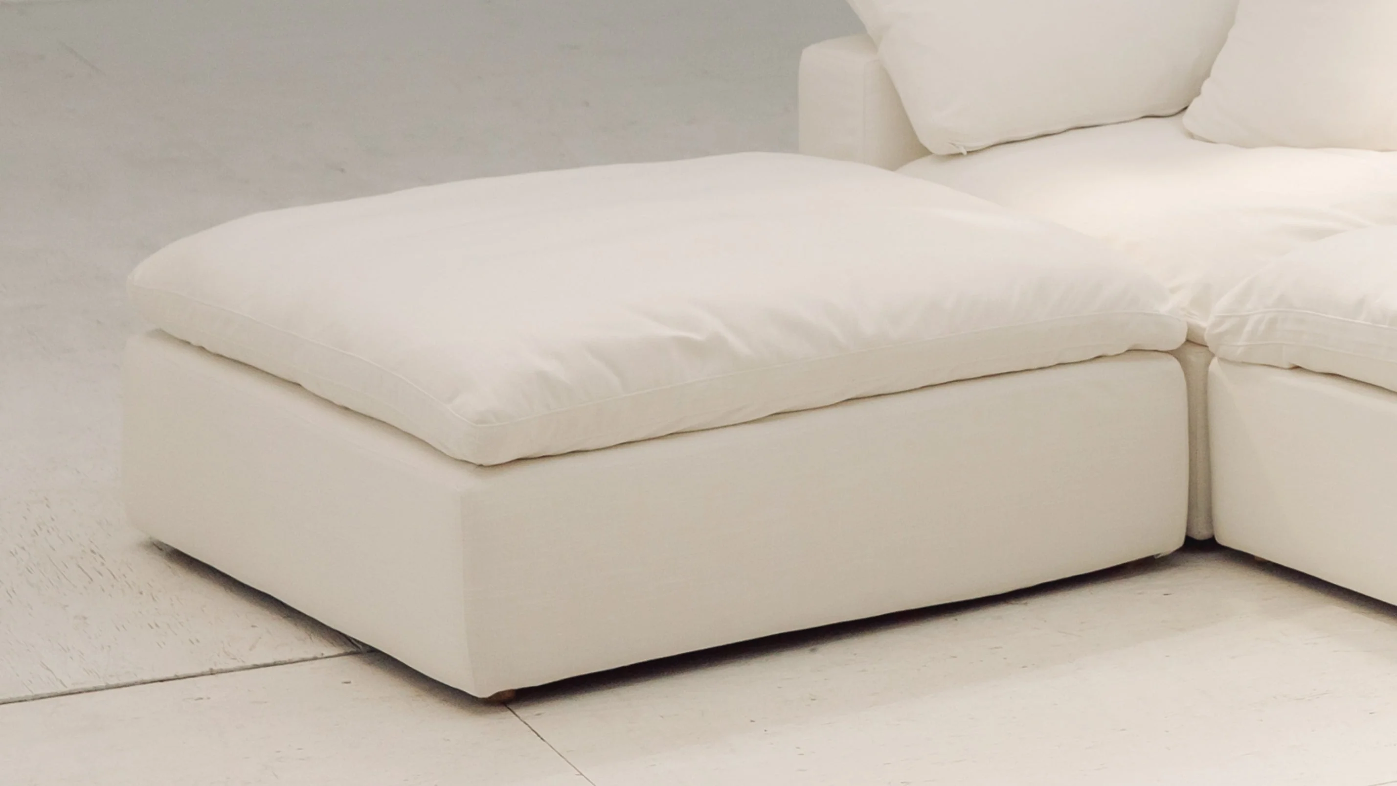 Movie Night™ Ottoman, Standard, Cream Linen - Image 3