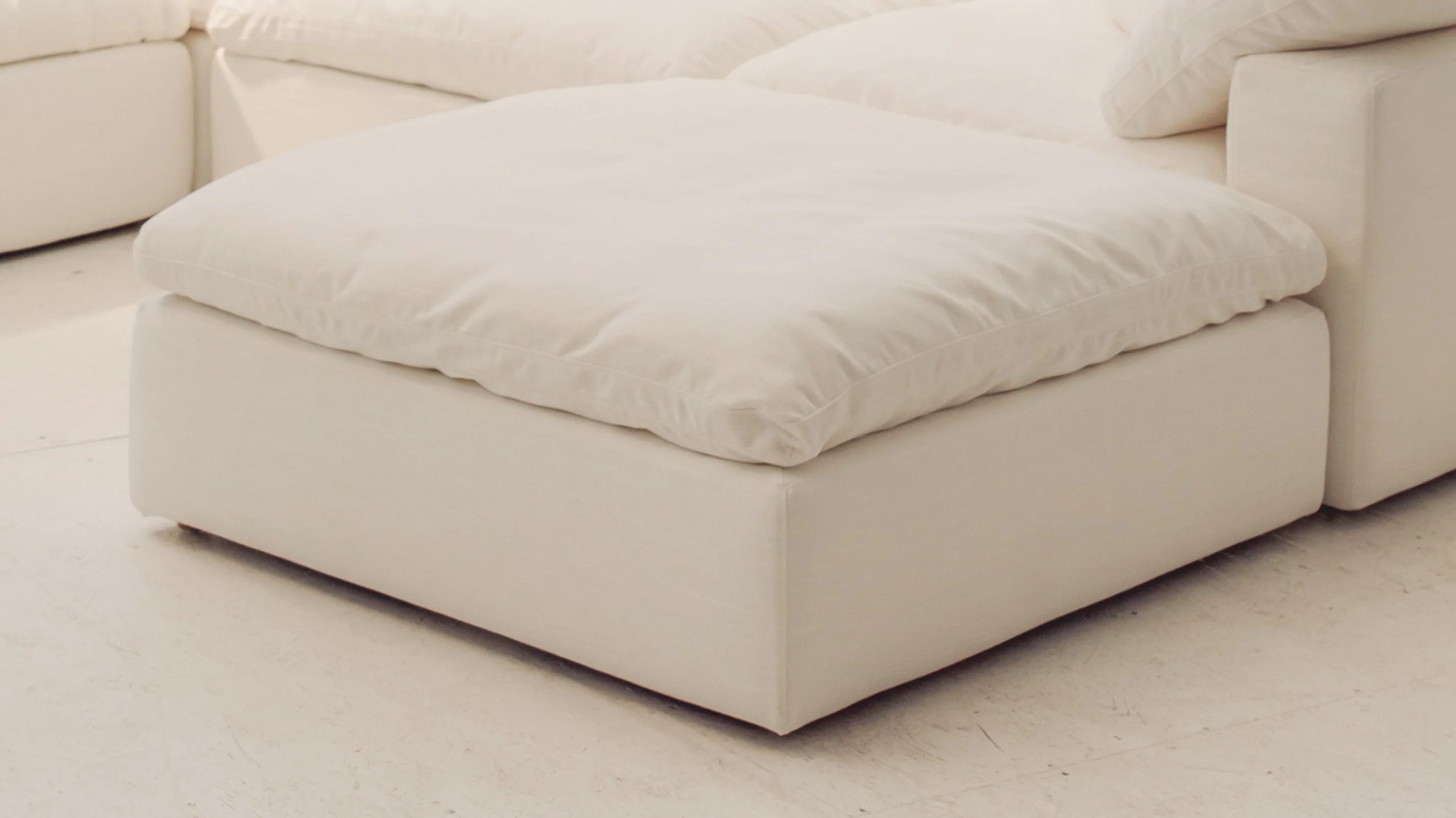 Movie Night™ Ottoman, Standard, Cream Linen - Image 8