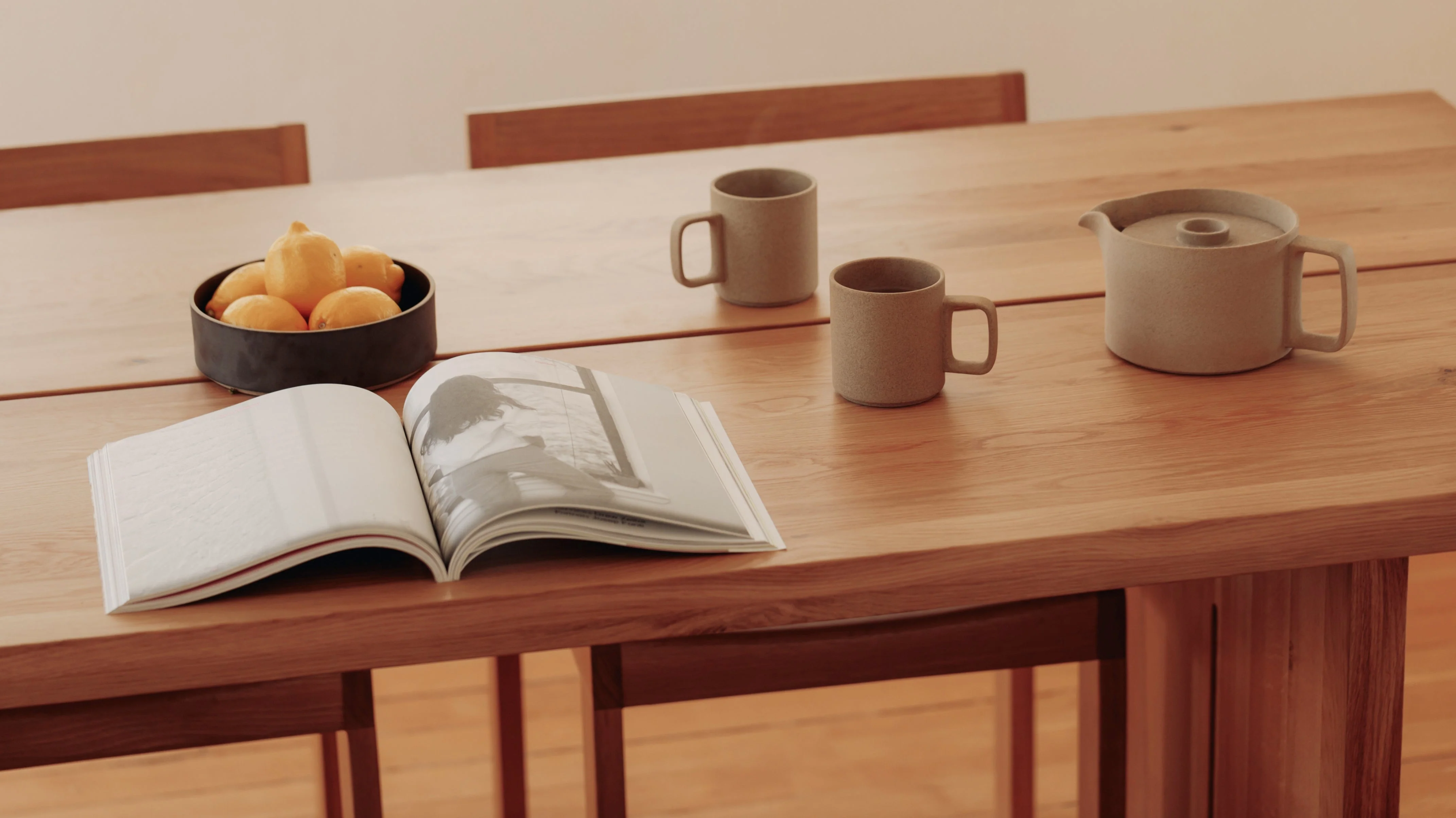 Plane Dining Table, Seats 6-8 People, Oak - Image 4