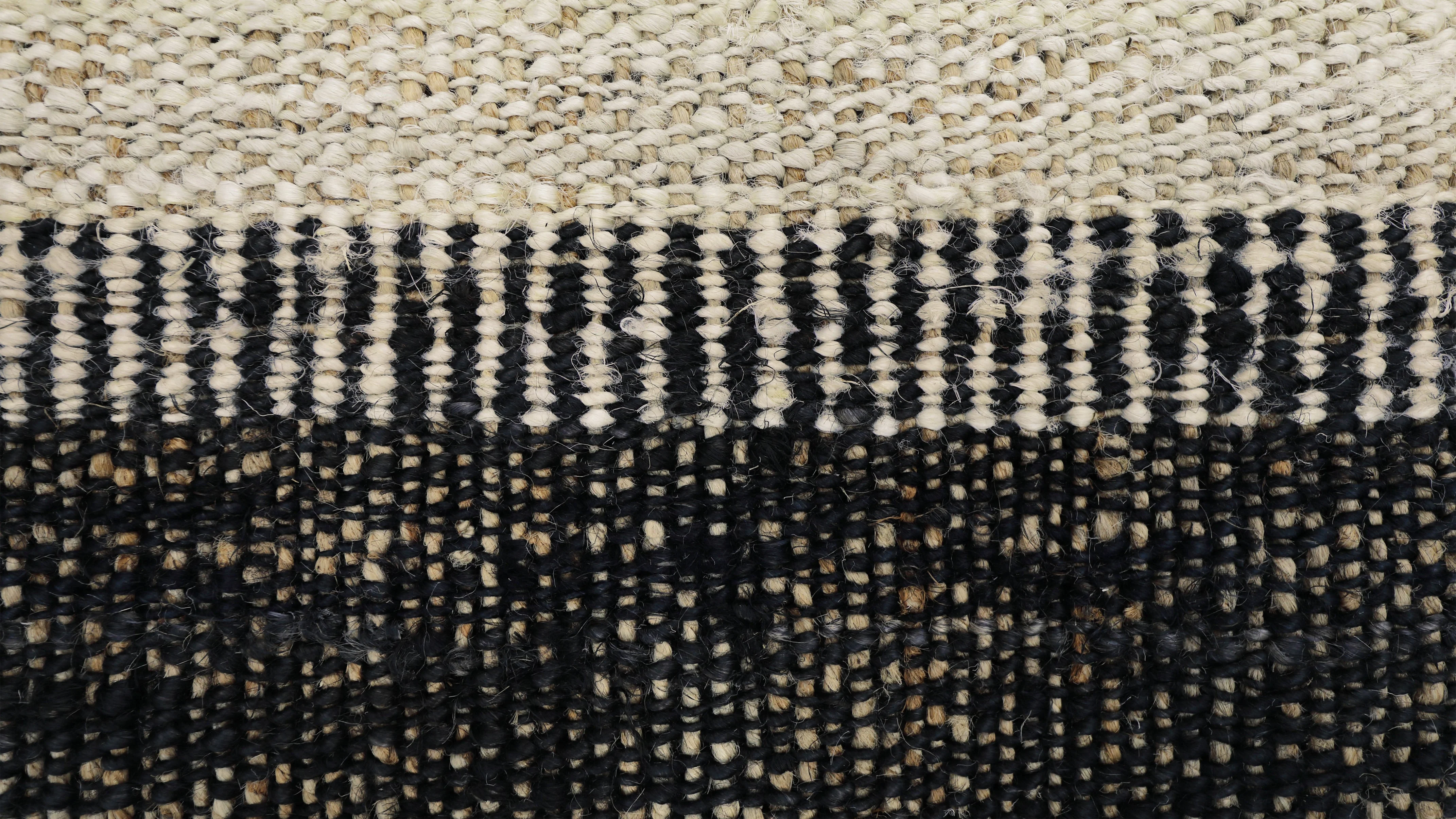Savary Rug, 5x8 - Image 8